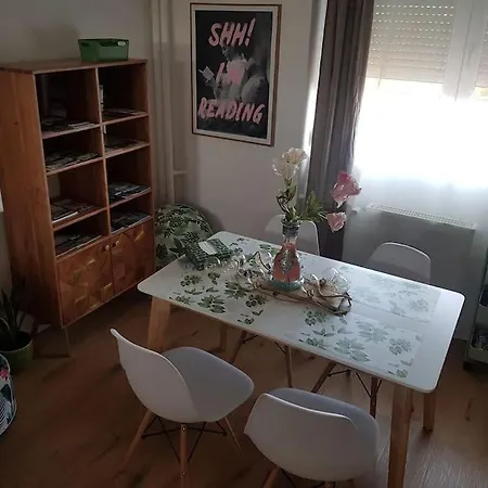 Lägenhet Modern Kis Lakas Veszpremben Veszprém
