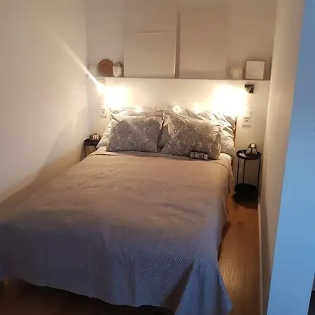 Modern Kis Lakas Veszpremben Lägenhet