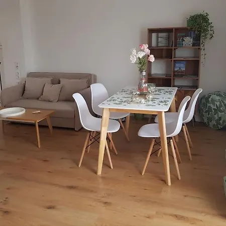 Lägenhet Modern Kis Lakas Veszpremben *